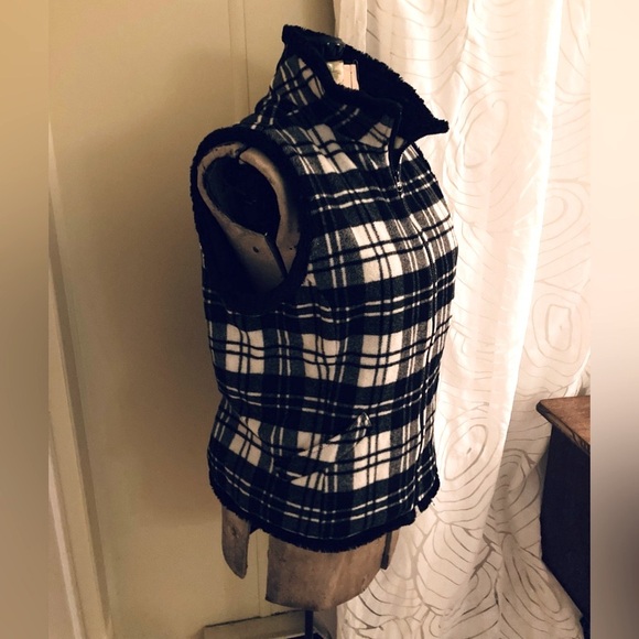 Woolrich Vintage Wool Vest with Faux Fur Lining - Black & Cream Buffalo … - Picture 3 of 13